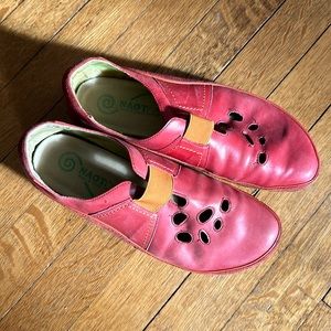 Red Naot slip-on shoes Size 39